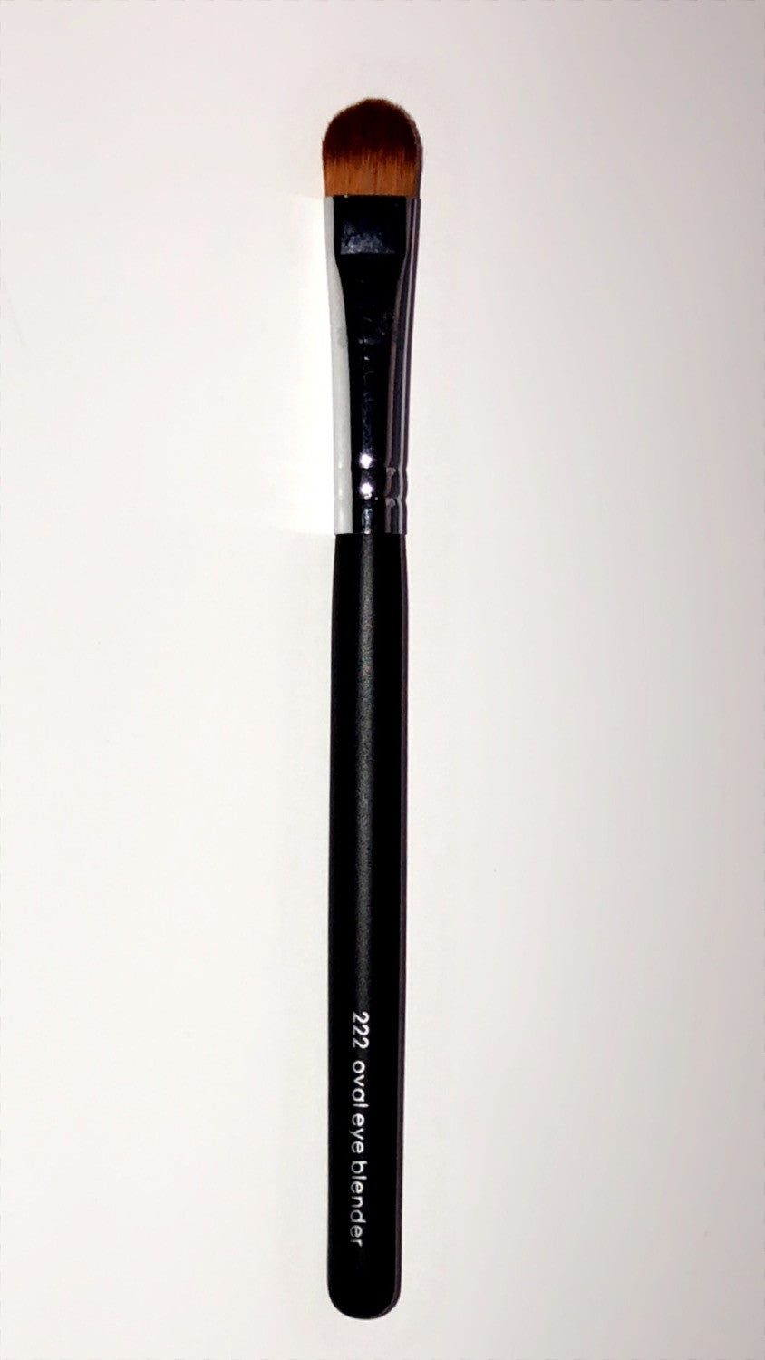 Oval Eye Blender Brush