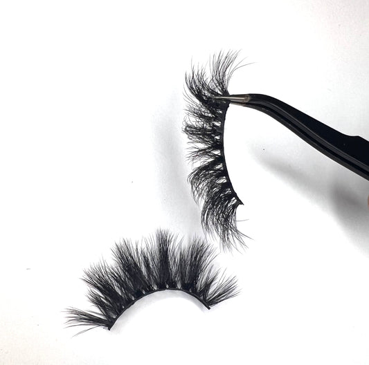 Curly Sue Luxury Lashes